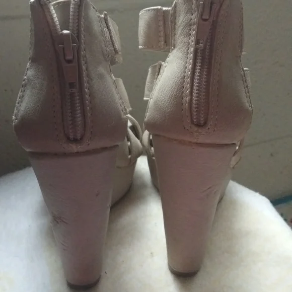 Wedges - Picture 6 of 6